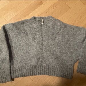 Aritzia Babaton Gray Sweater alpaca knit